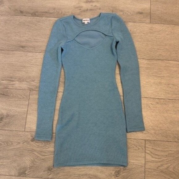 Superdown Marbella Cut Out Dress XS SOLD OUT!!! - Picture 4 of 6